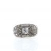 Vintage 1930's ring in platinium and diamonds - 360 thumbnail