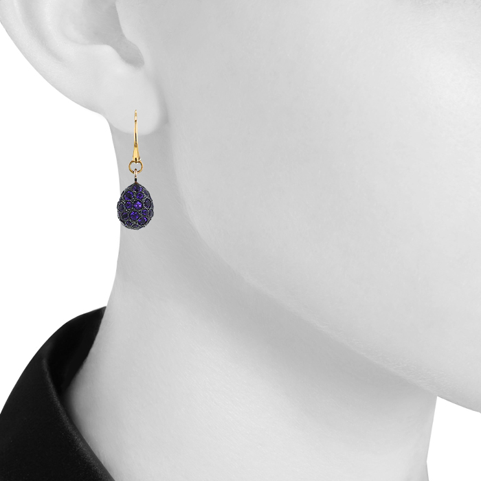 Paire de boucles d'oreilles Pomellato Tabou en or rose,  argent et saphirs violets