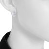Paire de boucles d'oreilles Vintage en or blanc et diamants - Detail D1 thumbnail