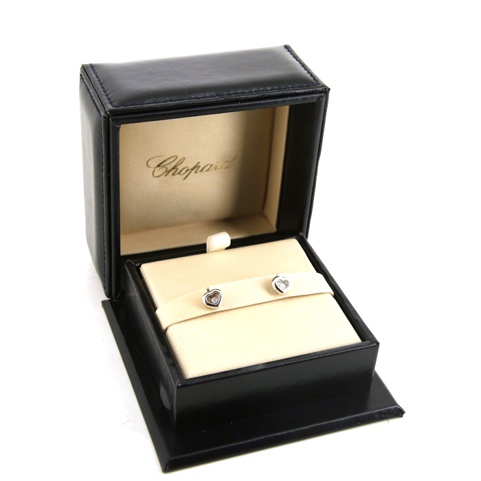 Paire de puces d'oreilles Chopard Happy Diamonds en or blanc et diamants - Detail D2