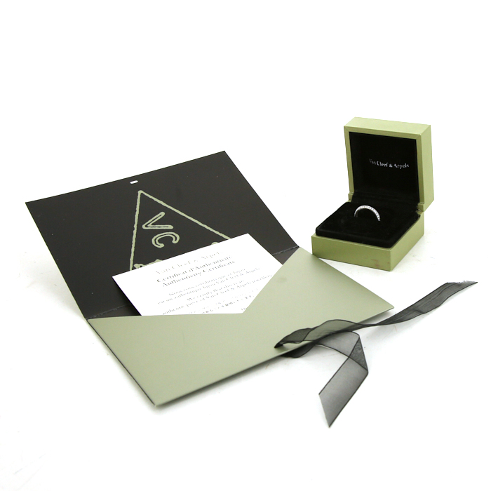 Sortija Van Cleef
Arpels Couture en platino y diamantes - Detail D2