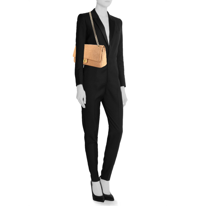 Chanel 2.55 bag worn on the shoulder or carried in the hand in beige python - Detail D1