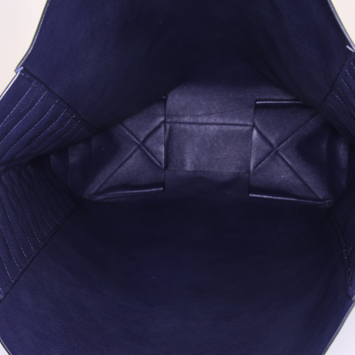 Celine Vertical shopping bag in blue leather and blue quilted leather - Detail D2