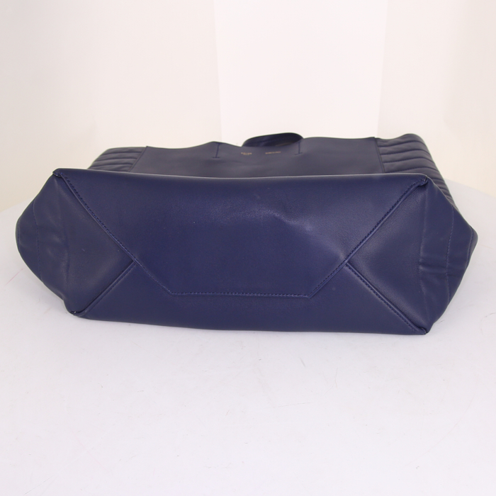 Sac cabas Celine Vertical en cuir bleu et cuir matelassé bleu - Detail D4