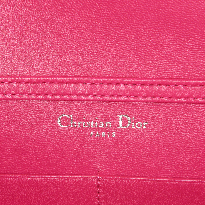 Dior Diorama Wallet on Chain shoulder bag in pink leather - Detail D3