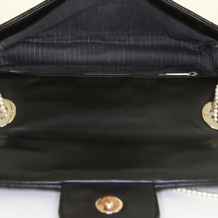 Chanel Editions Limitées bag in black quilted leather - Detail D2