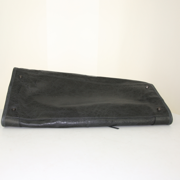 Sac 24 heures Balenciaga Work en cuir noir - Detail D4