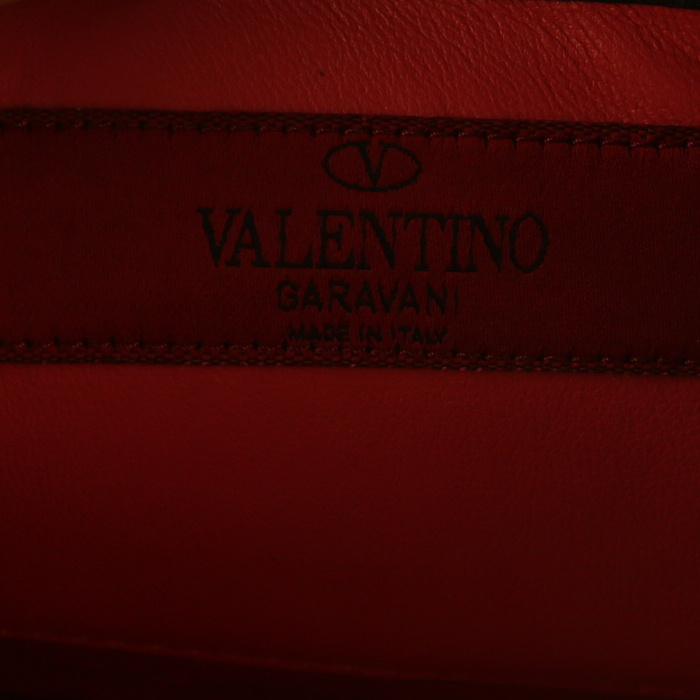 Valentino Garavani Camera shoulder bag in black, pink and white multicolor leather - Detail D3