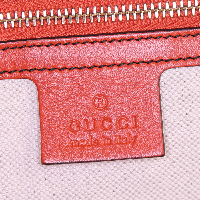 Bolso de mano Gucci Emily en cuero Monogram naranja - Detail D4