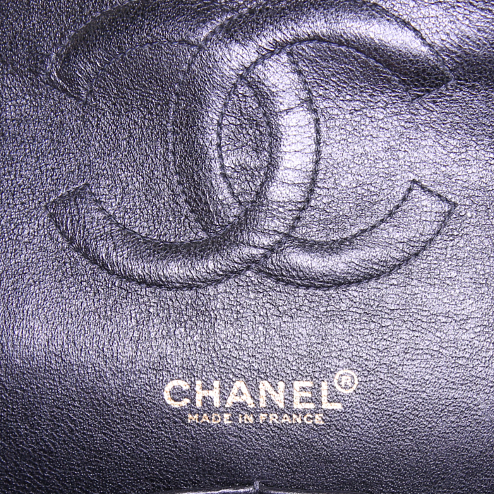 Borsa Chanel Timeless Classic in tela siglata marrone - Detail D4