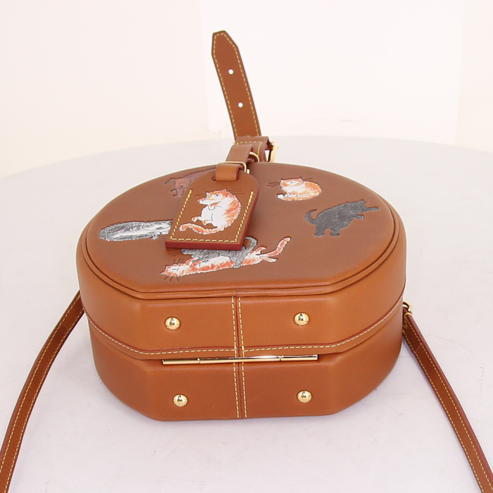 Louis Vuitton Grace Coddington bag in brown leather - Detail D5