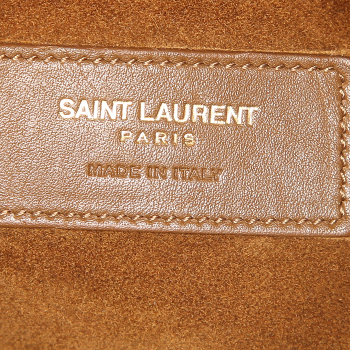 Saint Laurent Emmanuelle shoulder bag in brown suede - Detail D4