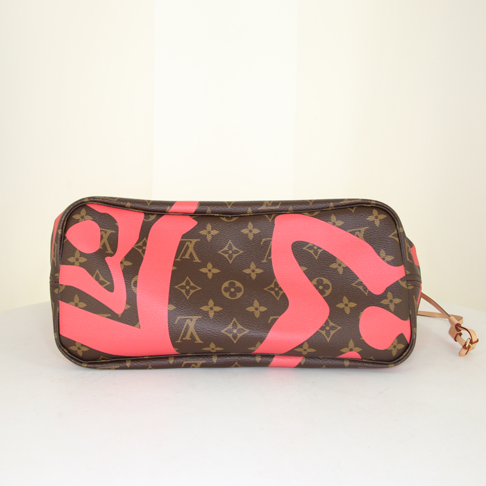 Bolso Cabás Louis Vuitton Neverfull modelo mediano en lona Monogram y cuero natural - Detail D4