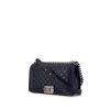 Chanel Boy shoulder bag in navy blue quilted leather - 00pp thumbnail
