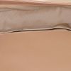 Bolso bandolera Chanel Boy en cuero acolchado beige - Detail D3 thumbnail
