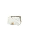 Chanel Boy shoulder bag in white quilted grained leather - 00pp thumbnail