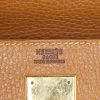 Hermes Kelly 32 cm handbag in gold grained leather - Detail D4 thumbnail