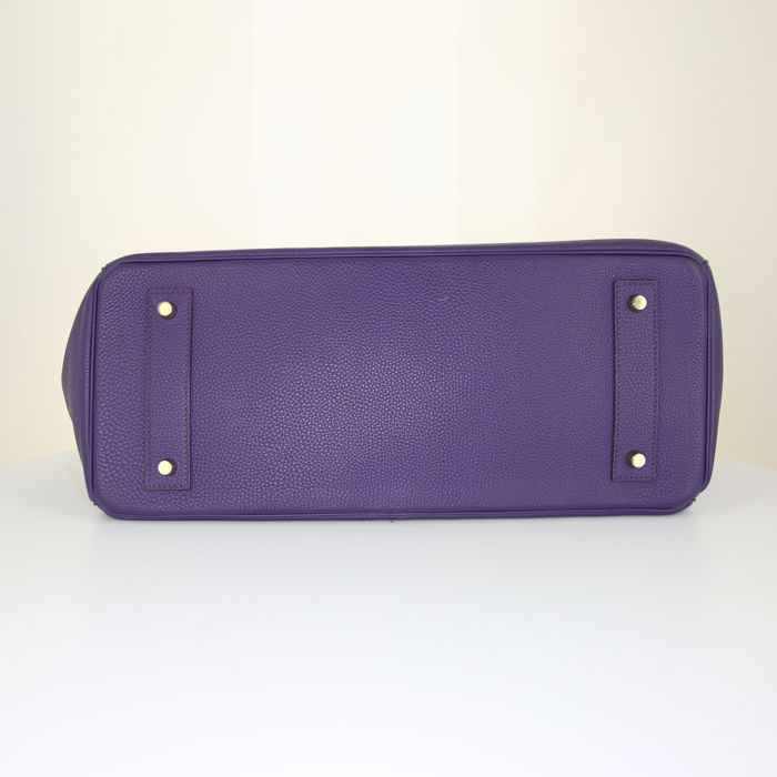 Bolso de mano Hermes Birkin Shoulder en cuero togo violeta - Detail D4