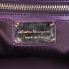 Salvatore Ferragamo Fiamma medium model shoulder bag in purple leather - Detail D4 thumbnail