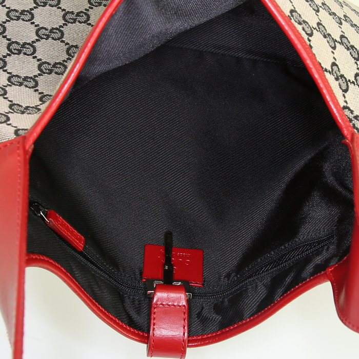 Sac à main Gucci Jackie en toile monogram grise et cuir rouge - Detail D2