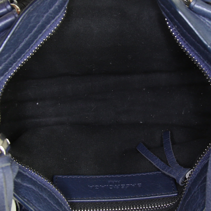 Sac à main Balenciaga Classic City mini en cuir bleu - Detail D3