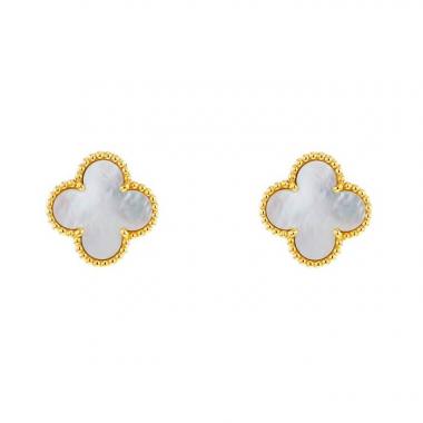 Orecchini Van Cleef & Arpels Alhambra in oro giallo e madreperla bianca