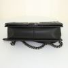 Chanel Boy shoulder bag in black quilted iridescent leather - Detail D5 thumbnail