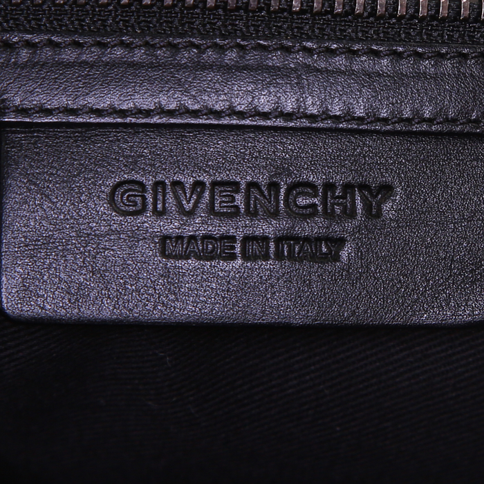 Givenchy Nightingale handbag in brown leather - Detail D4