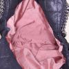 Bolso de mano Stella McCartney Falabella en lona acolchada negra - Detail D2 thumbnail