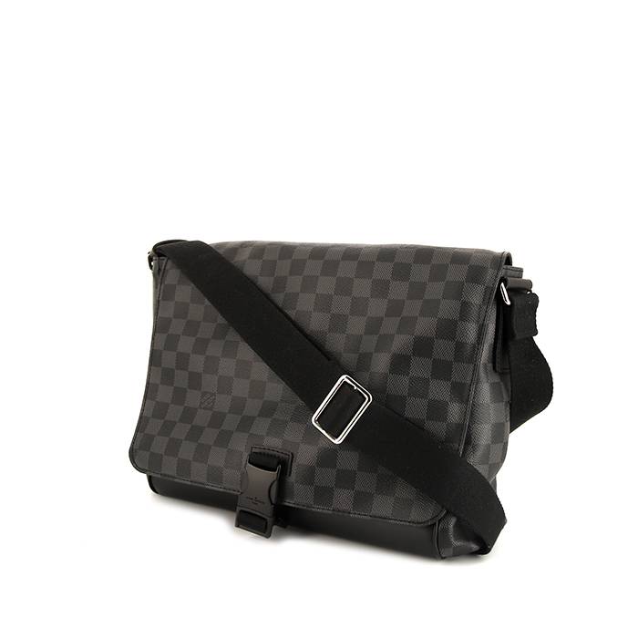 LOUIS VUITTON Damier Messenger Shoulder Mens Crossbody Leather +Box &  Dust Bag