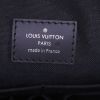 Bolso bandolera Louis Vuitton Messenger Voyager en lona a cuadros y cuero negro - Detail D3 thumbnail