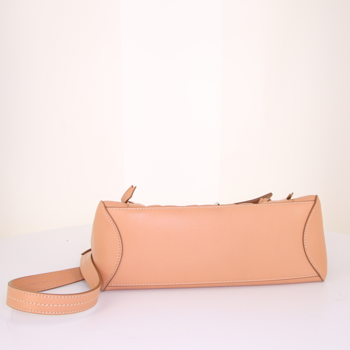 Chloé Faye Day handbag in rosy beige leather - Detail D5