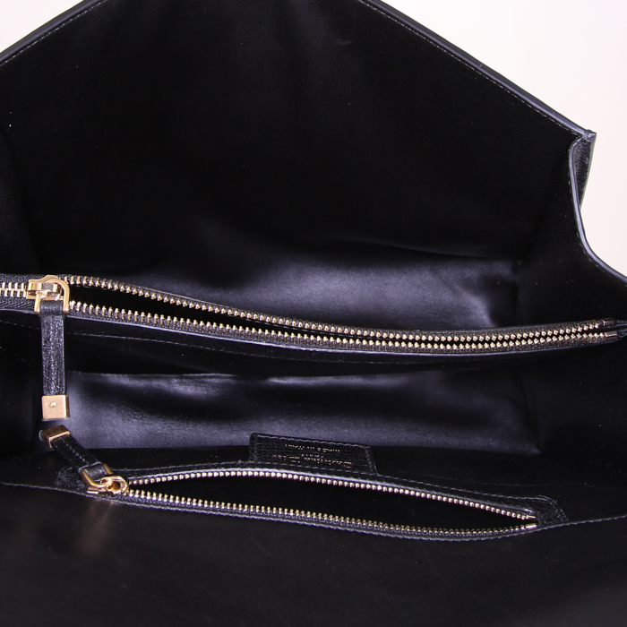 Bolso bandolera Dior Dioraddict en avestruz negro - Detail D3