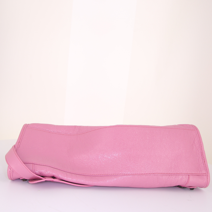 Balenciaga Classic City handbag in pink leather - Detail D5