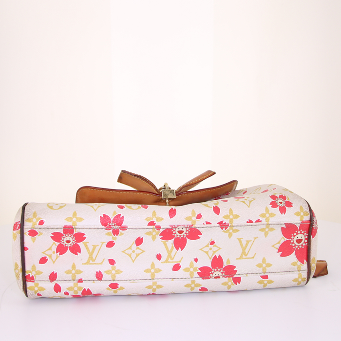 Bolso de mano Louis Vuitton Cherry Blossom Retro en lona Monogram revestida blanca y roja y cuero natural - Detail D4
