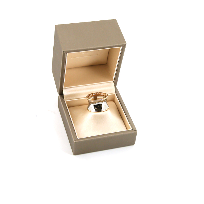 Bulgari B.Zero1 par Anish Kapoor ring in pink gold and stainless steel - Detail D2