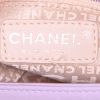Bolso para llevar al hombro o en la mano Chanel Choco bar en cuero acolchado parma - Detail D3 thumbnail