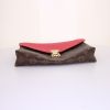 Bolso de mano Louis Vuitton Pallas Chain en lona Monogram marrón y cuero rojo - Detail D5 thumbnail