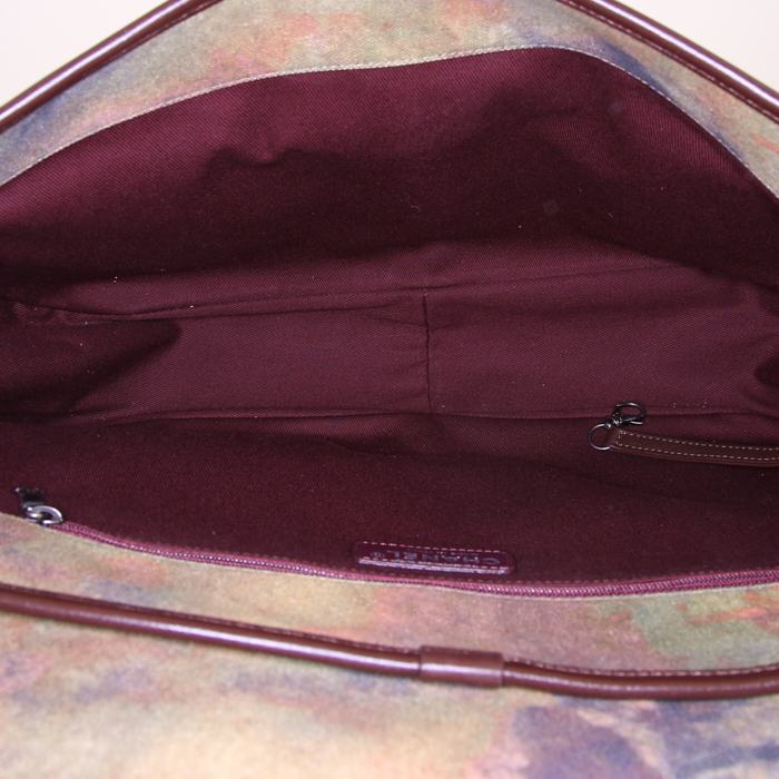 Sac bandoulière Chanel Messenger Graffiti grand modèle en toile vert-kaki rose et jaune et cuir marron - Detail D2