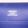 Pochette Hermès Kelly Cut en cuir Swift bleu - Detail D3 thumbnail