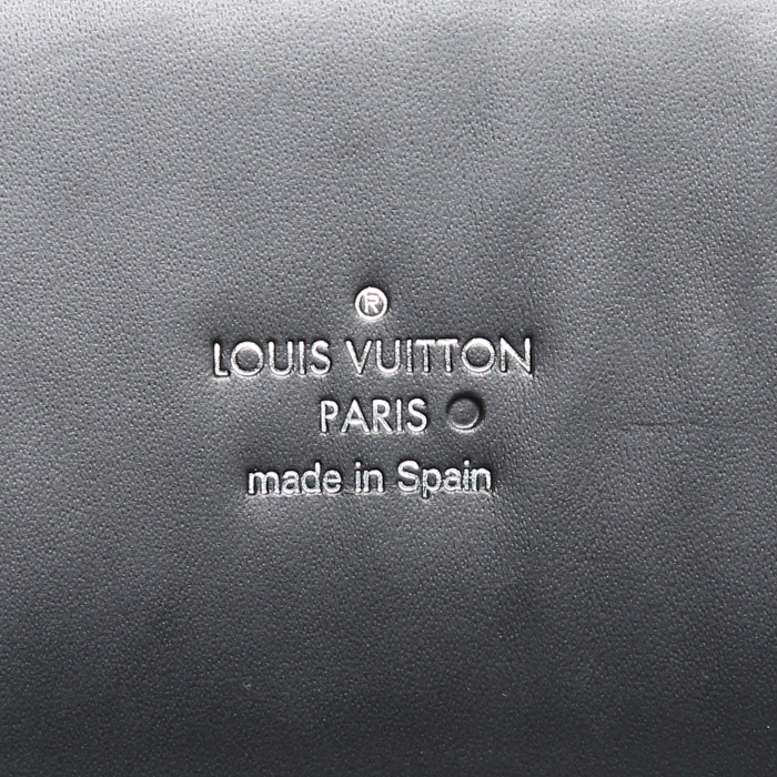 Bolso de mano Louis Vuitton Phenix en cuero Epi negro - Detail D4