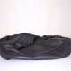Bolso de mano Fendi Spy en cuero granulado negro - Detail D4 thumbnail