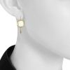 H. Stern Moonlight earrings in yellow gold,  quartz and diamonds - Detail D1 thumbnail