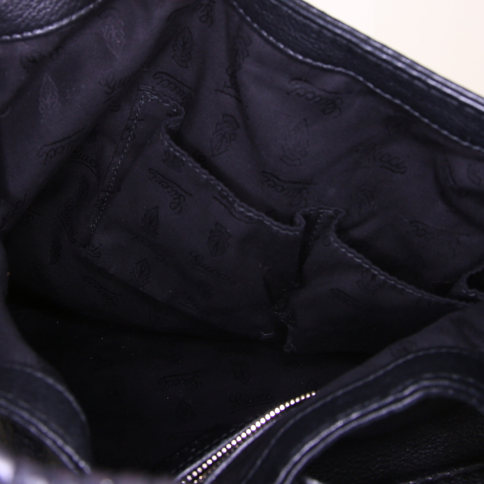 Sac à main Gucci Jackie en cuir noir - Detail D3