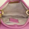 Gucci 1973 shoulder bag in pink grained leather - Detail D2 thumbnail