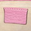 Borsa a tracolla Gucci 1973 in pelle martellata rosa - Detail D3 thumbnail