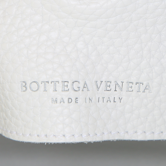Bolso de mano Bottega Veneta Campana en cuero intrecciato blanco - Detail D3