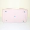 Hermes Lindy handbag in pink Swift leather - Detail D4 thumbnail