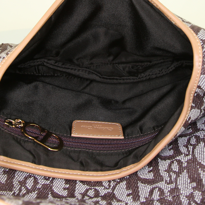 Dior Saddle bag worn on the shoulder or carried in the hand in brown monogram canvas Oblique and beige leather - Detail D2