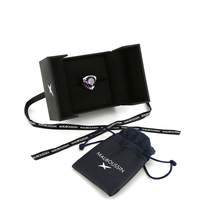 Mauboussin Tellement Divine Toi ring in white gold,  amethyst and diamonds - Detail D2